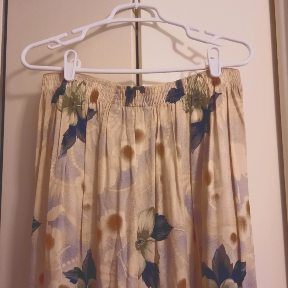 Vintage Sag Harbor Floral,  Flaired, Midi Skirt